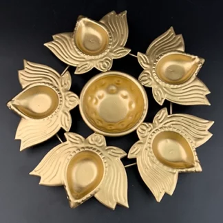 Metal Lotus Diya urli 8 inches